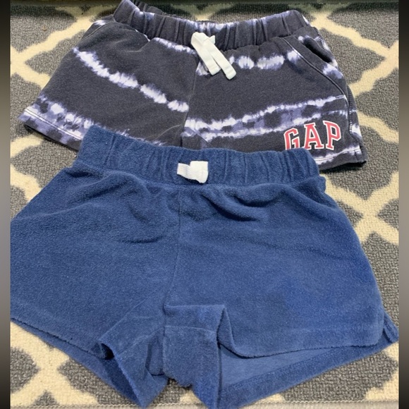 Girls size 6 Gap shorts - Picture 1 of 3